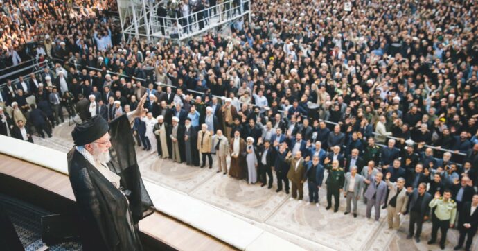 Manovre sull’Iran: russi evacuati da  Israele. Trump muove gli aerei