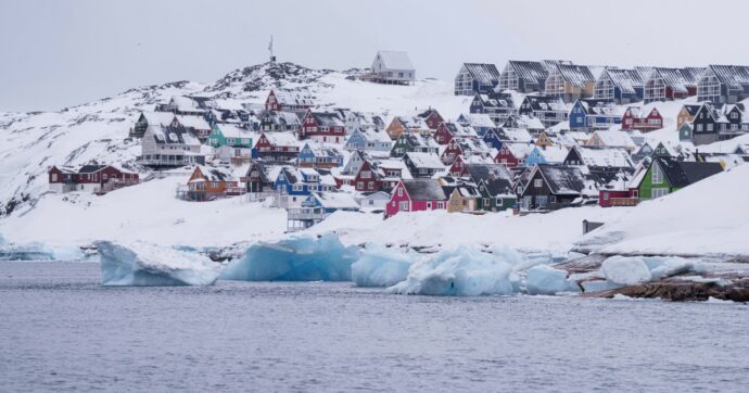 “Trump vuole pagare gli abitanti della Groenlandia”: gli Usa studiano la mossa per convincerli a mollare la Danimarca
