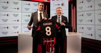 Tra gli sponsor del Milan spunta un opaco sito di scommesse: a firmare l’accordo c’era un attore di sit-com spacciato per il fondatore