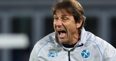 Copertina di “Che deve fare con quel braccio? Deve amputarlo? Diventa difficile, ma andiamo avanti”: Conte contro le decisioni arbitrali