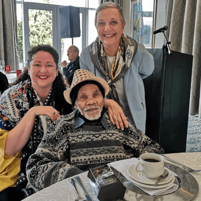 È morto Jan Steenberg, l'”uomo più anziano del mondo”: fatale un attacco d’asma nel giorno del suo 121° compleanno