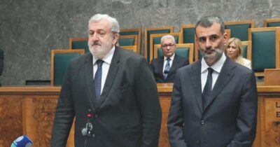 Copertina di Puglia, Decaro fa la giunta: Emiliano all’Ilva, un 5Stelle sarà il vice