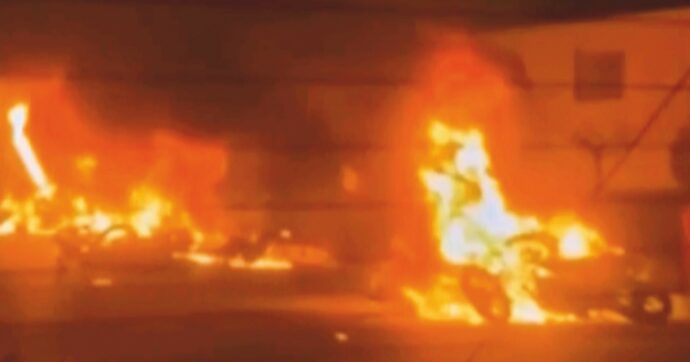 L’Iran è in rivolta, già oltre 50 i morti in strada. Khamenei: colpa degli Usa