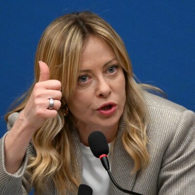 Copertina di Crescita, lavoro, salari, pensioni e piano casa: cosa non torna nel racconto di Meloni sull’economia italiana