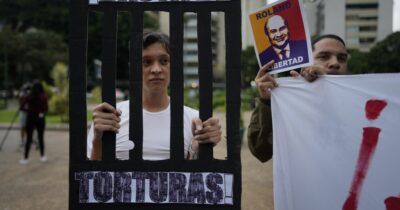 Copertina di Oltre venti italiani ancora detenuti in Venezuela: chi c’è ancora dietro le sbarre oltre ad Alberto Trentini