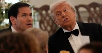 Copertina di Trump torna a minacciare Cuba: “Adesso basta petrolio o soldi dal Venezuela”. L’Avana: “Non cediamo alle interferenze Usa”