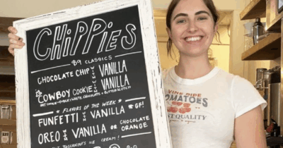 Copertina di “Lavoravo in un laboratorio per la ricerca sui farmaci, poi sono stata licenziata. Ho deciso di cambiare vita, e ho scoperto di amare quello che faccio ora”: la storia di Lindsay Paige