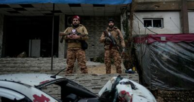 Copertina di Isis, attacco americano in Siria, i curdi via da Aleppo