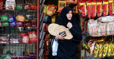 Copertina di Sanzioni e austerità. La crisi che alimenta le proteste in Iran