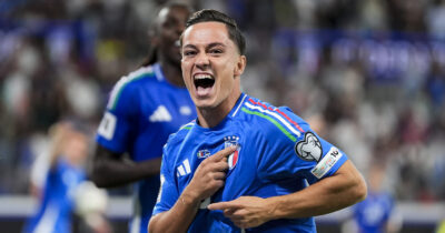 Copertina di Tutti aspettano Raspadori: la Roma è in pole ma sta perdendo la pazienza. La tentazione Napoli e spunta pure l’Atalanta