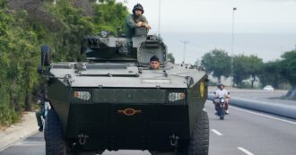 “Gli Usa hanno usato un’arma sonica nel blitz per arrestare Maduro”: la testimonianza del militare venezuelano