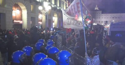 Copertina di Tensione a Torino per l’arrivo del tedoforo di Milano-Cortina, protesta contro Israele: “Fuori dalle Olimpiadi” – Video