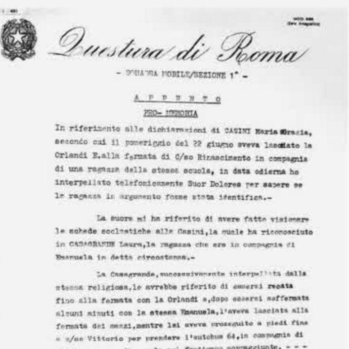 Orlandi, pubblicato un appunto inedito della Mobile con la testimonianza di un’amica: “Ha riconosciuto Laura Casagrande come la ragazza insieme ad Emanuela all’uscita da scuola”