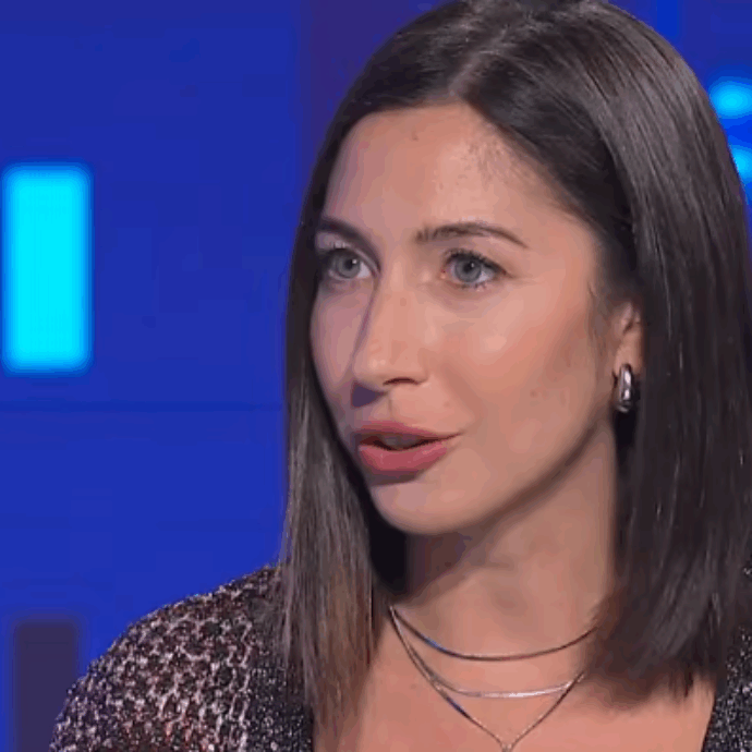 “Ho deciso di non parlare di Garlasco perché c’è molta confusione. Rischierei di divulgare informazioni errate, sarebbe controproducente. Il caso che mi ha colpito di più? L’omicidio di Federico Barakat, atroce”: parla Elisa True Crime