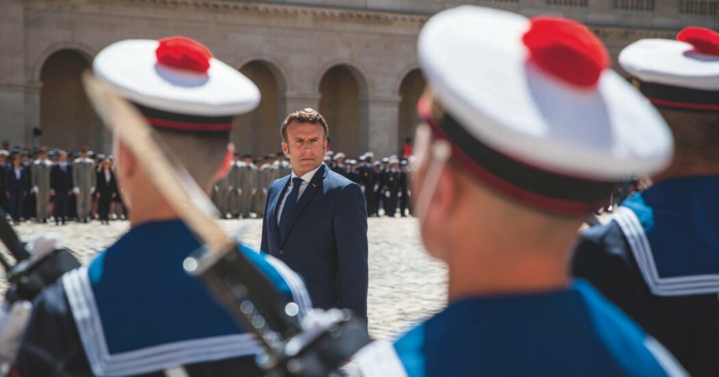 Leva volontaria, Parigi lancia la campagna