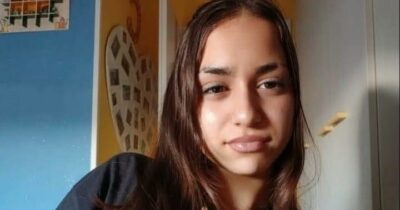 Copertina di Quattordicenne scomparsa a Modena: i genitori lanciano un appello e diffondono la foto. La ragazzina ha lasciato il telefono a casa