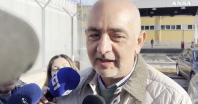 Copertina di “Ho temuto che mi avrebbero ammazzato, è stato un sequestro di persona”: le parole di Burlò all’arrivo a Ciampino