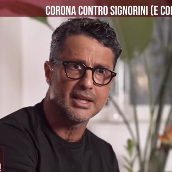 “C’è una nuova denuncia contro Alfonso Signorini e altri due sono pronti a farlo. Ho una marea di materiale terrificante, chat, messaggi e prove”: parla Fabrizio Corona
