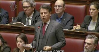 Copertina di Conte: “Meloni ha accettato la servitù dell’Italia agli Usa, per il governo il diritto internazionale vale fino a un certo punto”