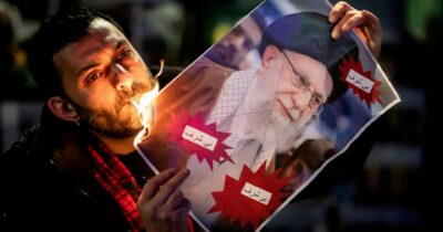 Copertina di “È una rivoluzione: gli Usa non credo pensino a noi”