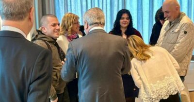 Copertina di Alberto Trentini e Mario Burlò sono tornati in Italia. L’imprenditore torinese: “Ce l’abbiamo fatta, ma è stata molto dura”