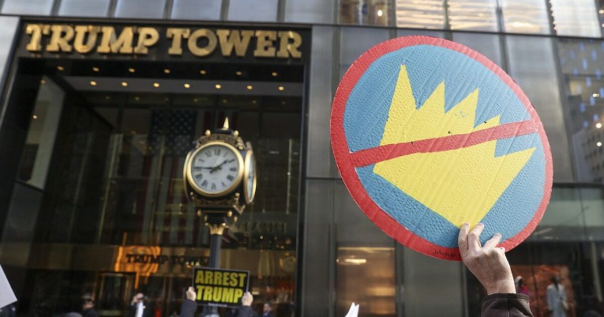 Trump e la ‘pace’ imposta come arma di propaganda. Teniamo alta l’attenzione