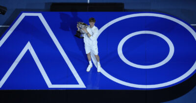 Copertina di Gli Australian Open non si vedono in tv: ecco come seguire in streaming il primo Slam dell’anno