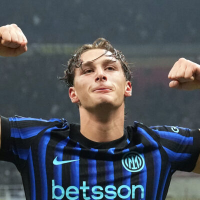 Copertina di Esposito salva l’Inter, il Napoli frena di nuovo al Maradona. Così Chivu allunga su Conte: la nuova classifica