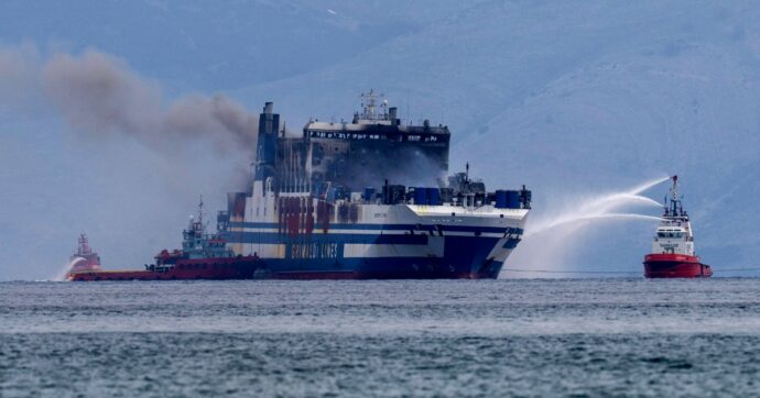 Copertina di “Ci chiesero di mentire, i tir a bordo erano troppi”: il racconto dell’ex dipendente di Grimaldi sul naufragio dell’Olympia