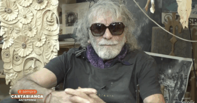 Copertina di “Il mio piano per morire? Pronto da anni. Quando mi vedrò in condizioni non più accettabili deciderò io”: lo rivela Mauro Corona a “È sempre Cartabianca”