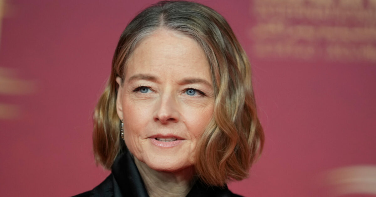“Ho subito aggressioni misogine, ma a soli 12 anni avevo già un certo potere e questo mi ha protetta dagli abusi di sessuali”: lo rivela Jodie Foster