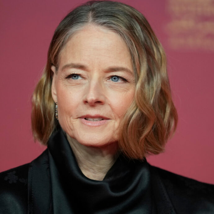 “Ho subito aggressioni misogine, ma a soli 12 anni avevo già un certo potere e questo mi ha protetta dagli abusi di sessuali”: lo rivela Jodie Foster