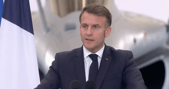 Macron: “La Francia invierà mezzi terrestri, aerei e marittimi in Groenlandia”
