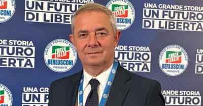 Copertina di “Fondi regionali a un’associazione in cambio di soldi”: deputato di Forza Italia in Sicilia indagato per corruzione
