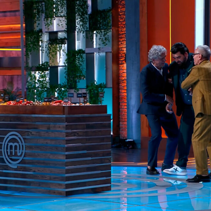 Masterchef 15, Antonino Cannavacciuolo si sente male durante il pressure test. L’errore di Teo è “fatale”