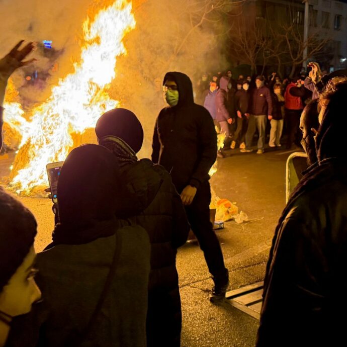 Iran, l’incessante lotta dei movimenti sfida la “geopolitica della morte”