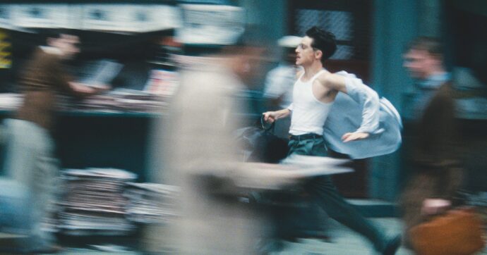 ‘’Marty Supreme’’ un giocattolone con la racchetta: la recensione del film con Chalamet