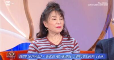 Copertina di “Faccio tanta ginnastica facciale ma ho fatto un mini-lifting. Fatelo alla faccia di chi critica”: Nathalie Guetta senza filtri