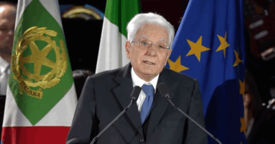 Copertina di Mattarella: “Preoccupa il ritorno di strategie predatorie. Cultura è strumento di dialogo e pace”