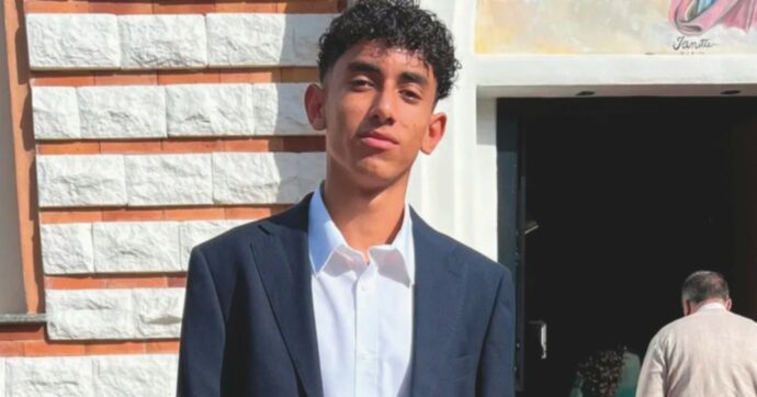 L’ex professore di Youssef: “Era un ragazzo speciale. I coltelli? Se li cerchi negli zaini il giorno dopo i genitori se la prendono con te”