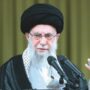 Copertina di Iran, Khamenei: “Morti qui colpa degli Stati Uniti”