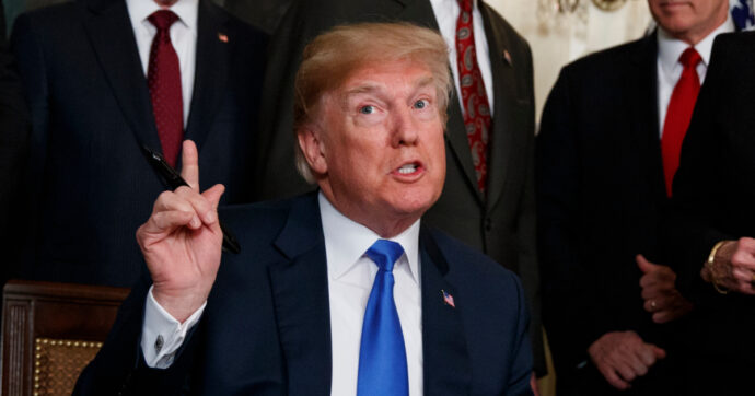 Trump: “Non mi avete dato il Nobel, ora non penserò più solo alla pace. La Danimarca è incapace di difendere la Groenlandia”. Borse scandinave in ribasso