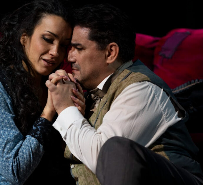 La Bohème al Teatro dell’Opera di Roma: Bignamini vince la scommessa di reinterpretare con intelligenza