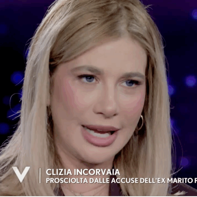 “Francesco Sarcina mi bruciò 60 paia di scarpe dopo dei litigi. Non denunciai per nostra figlia. Tre anni fa un aborto in treno per troppo stress”: così Clizia Incorvaia