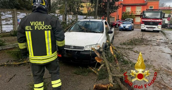 Maltempo al Sud, oggi prorogata allerta rossa