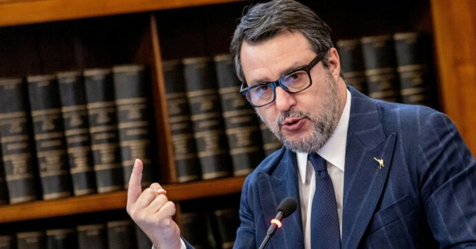 Copertina di La Lega sfida Crosetto, insiste su Strade sicure: “Ora più soldati nelle città”