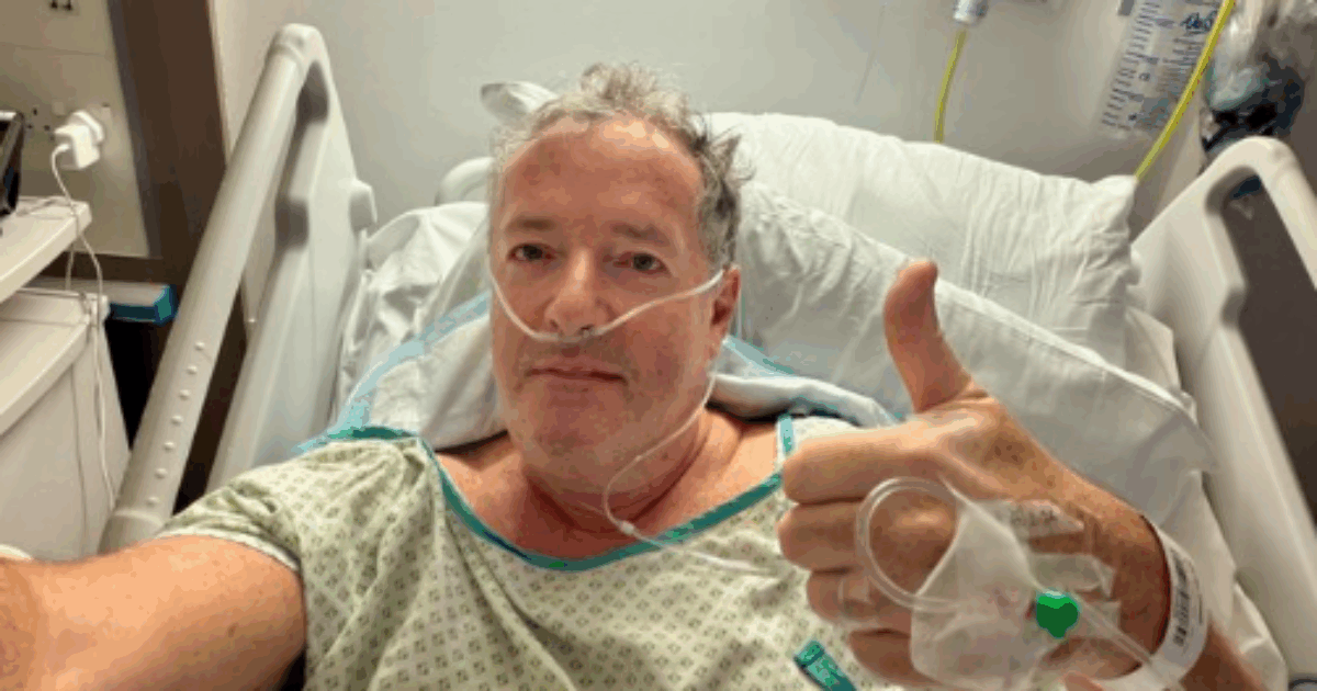 “Sono inciampato in un piccolo gradino. Femore fratturato. Ho avuto bisogno di un’anca nuova… Do la colpa a Donald Trump”: il racconto di Piers Morgan