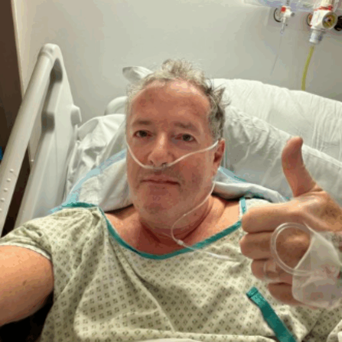 “Sono inciampato in un piccolo gradino. Femore fratturato. Ho avuto bisogno di un’anca nuova… Do la colpa a Donald Trump”: il racconto di Piers Morgan