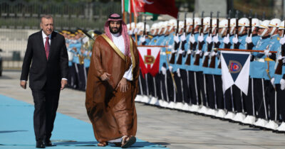 Copertina di La Turchia chiede di entrare nell’alleanza militare tra Pakistan e Arabia Saudita: è la nascita di una Nato islamica?