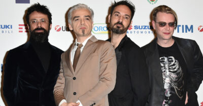 Copertina di Morgan e i Bluvertigo ci riprovano con un evento live a Milano: l’ultima volta insieme nel tour del 2022